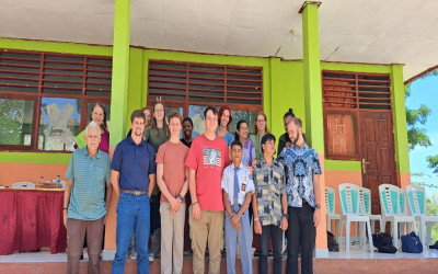 Kunjungan Orang Amerika Ke SMA Negeri Benlutu Pada Tanggal 01 Oktober 2024